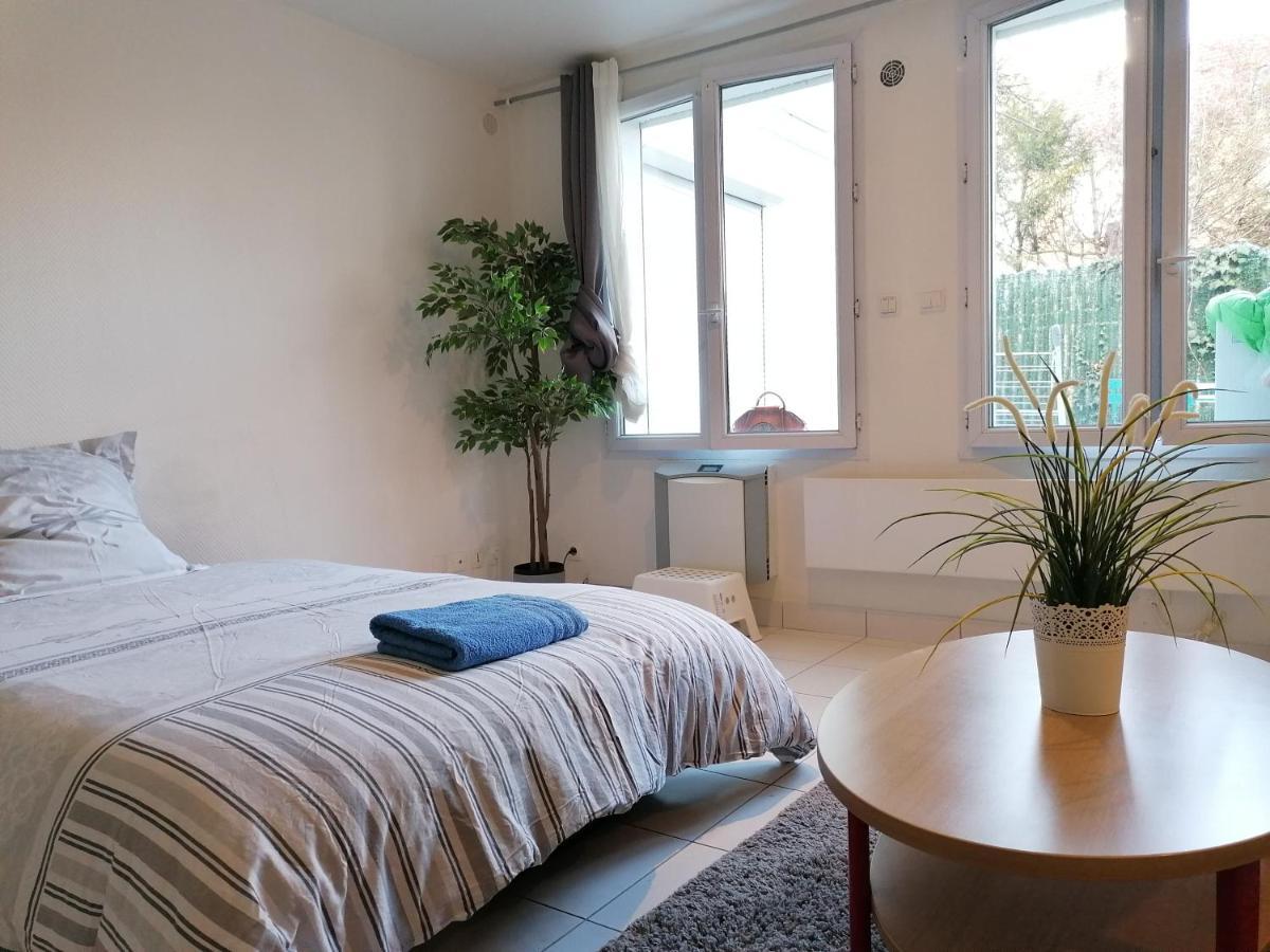 Studio De Charme, 30' Paris, 5' Evry, 10' Orly Ris-Orangis Dış mekan fotoğraf